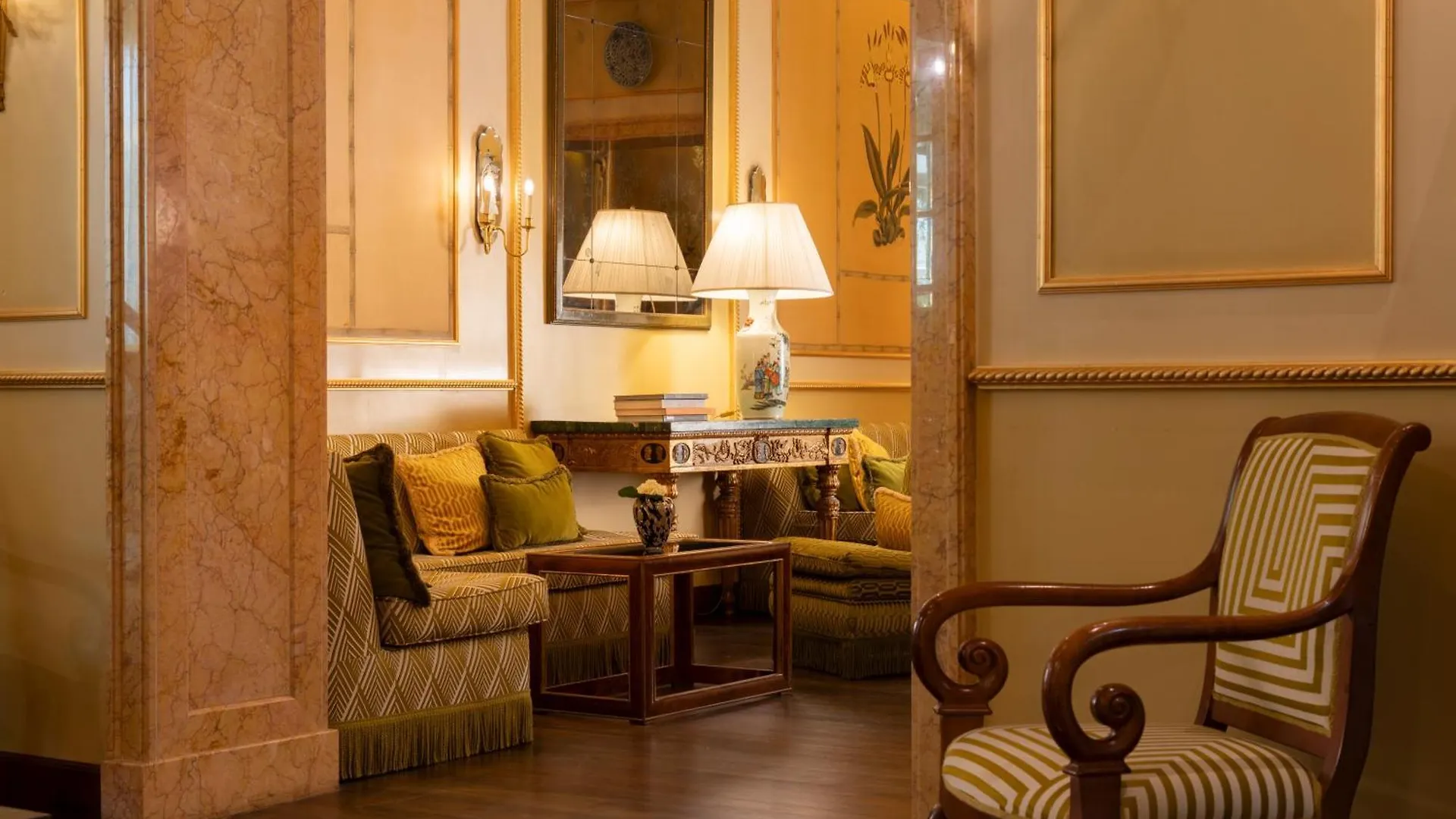 Hotel Degli Aranci Rome 4*,