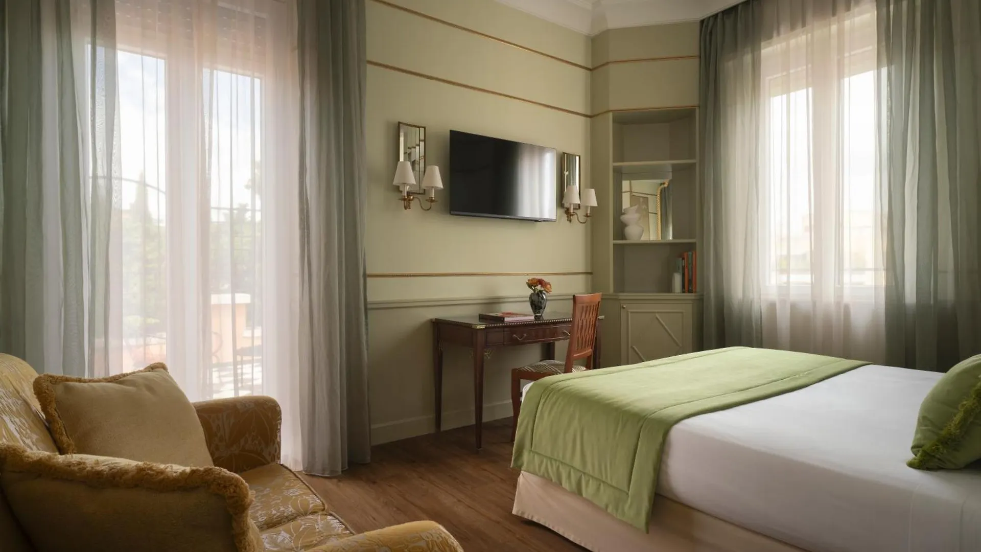 Hotel Degli Aranci Rome 4*,